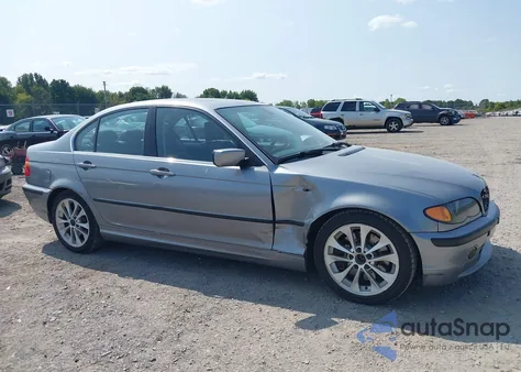 2005 BMW 330Xi from USA, damaged, VIN WBAEW53435PG12112